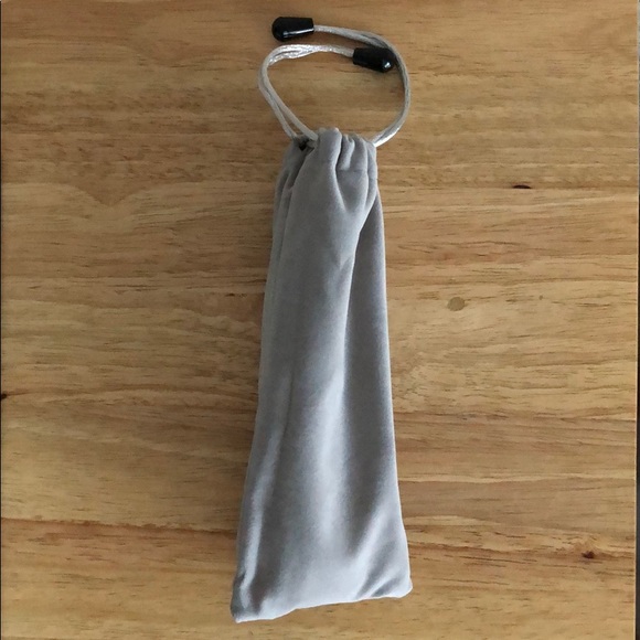 Infrared Thermometer Forehead Or Eardrum Detection - Picture 2 of 6